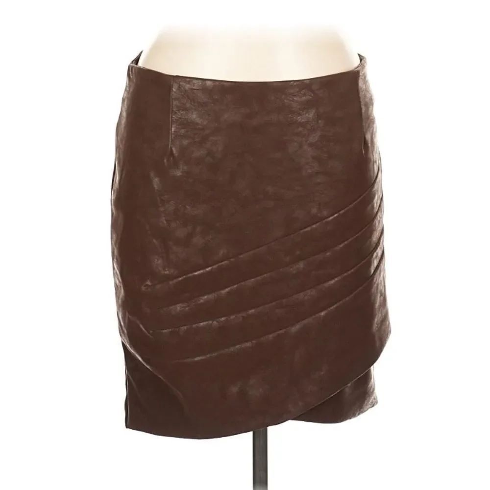 NWT Guess Faux Leather Skirt Sz L